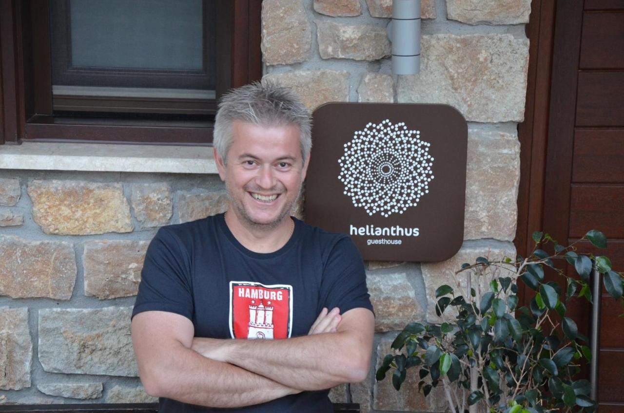Helianthus Guesthouse Ammouliana Buitenkant foto
